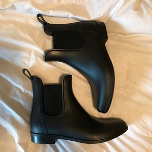 Black rain boots